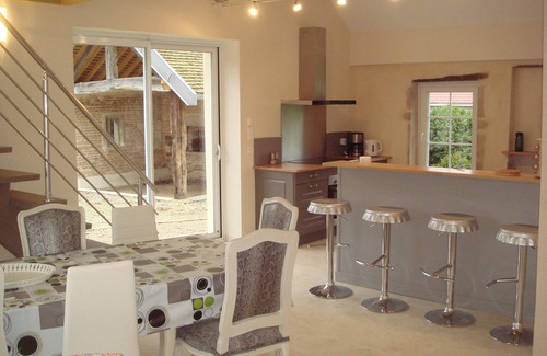 Meursanges House | house high capacity with private pool