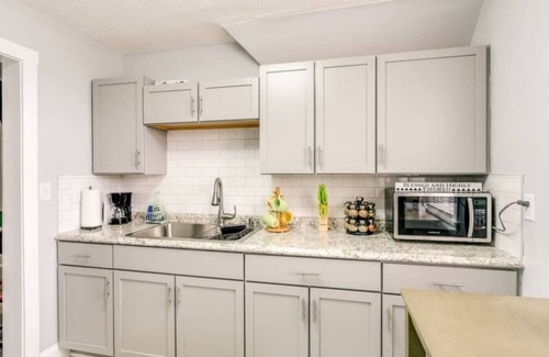Old Brooklyn House | House Hotels - Henninger Upper
