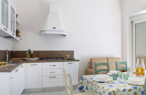 Marina di Mancaversa House | House immersed in the sea