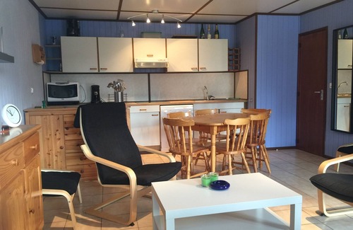 Portiragnes-Plage House | House in a gated estate 10 minutes walk from the beach