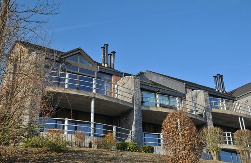 Bohon Apartment | House in Belgium with Pool near Les Jardins du Golf
