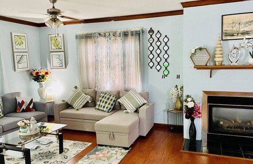 Cheektowaga House | House in Cheektowaga in a quiet neighborhood.