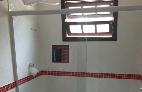 Barra do Una House | House in Condominium in the Atlantic Forest. Pool / Barbecue / Maid / Wi-fi