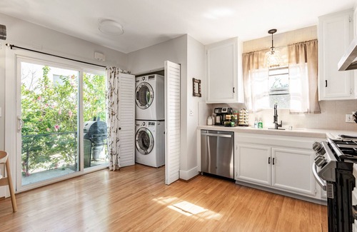 Belmont Heights House | House in Prime Belmont Heights Near Beach w/Gym and Garage