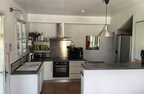 Eguilles House | House in Provencal village, 10 minutes from Aix, superb countryside views