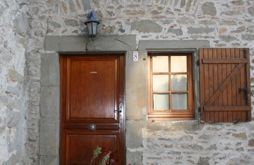 Malves-en-Minervois House | HOUSE in stone, outbuildings of the Château de MALVES, near Carcassonne city