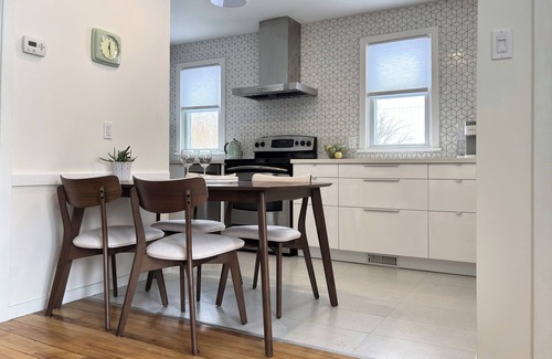 Historic Old Town House | House in the heart of downtown