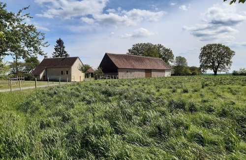 Les Hayes House | House in the countryside