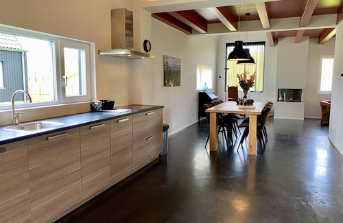 Koehool House | House in the Friesian landscape by the Waddensea
