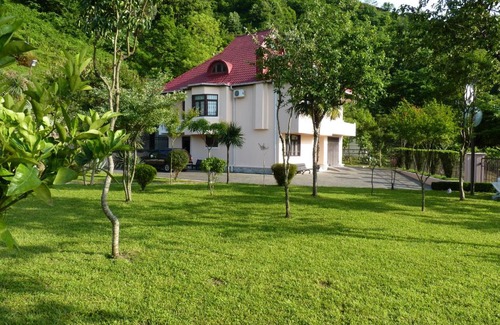Gonio House | House in the garden