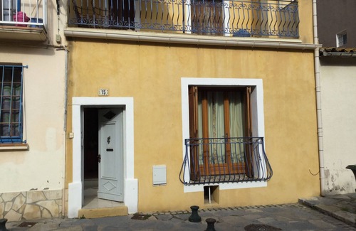 Meze House | House in the historic center of Mèze (Hérault)