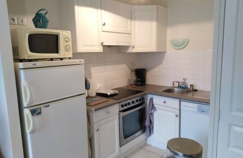 Jullouville House | House Jullouville 2 Bedrooms, 4 to 5 pers, near sea and shops