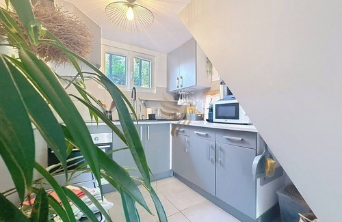 Biot House | House La Palmeraie 4p-Garden-wifi-park-jacuzzi