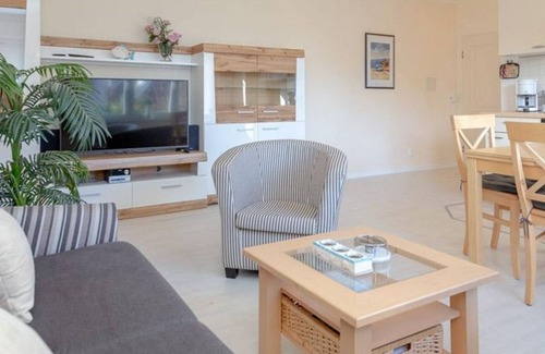 Tinnum Apartment | House Lia - Left - - Quiet in the Tinummer meadows.