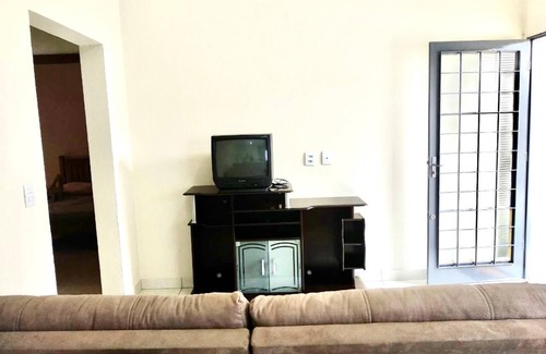 Bela Vista House | House located in the Center and near the edge of the dam
