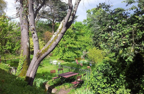 Lyon City Centre House | House/Loft- In a green bath with a view of the city-Welcome to the Lavoir!