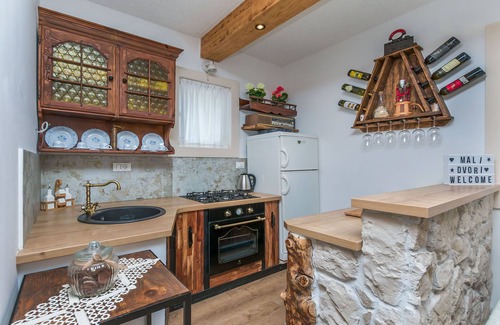 Podbablje House | House Mali dvori (81161-K1) - Krivodol