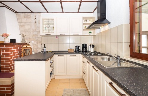 Supetar House | House Mario (10878-K1) - Supetar - island Brac