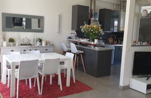 8th Arrondissement House | House Marseille with pool/near the beach