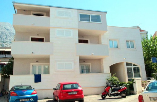 Baska Voda Apartment | House Merlin