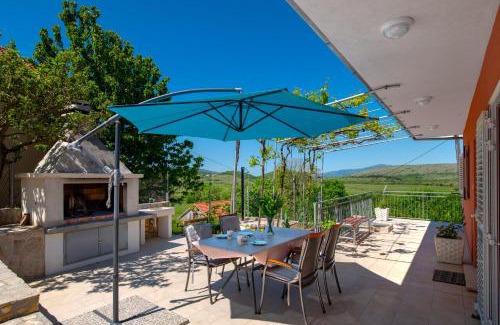 Cavoglave House | House MM