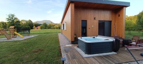 Lovinac Villa | House Momentum
