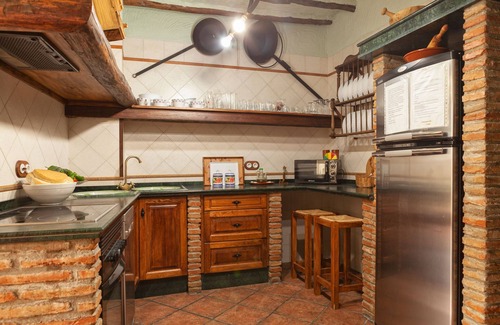 Carcabuey Cottage | HOUSE-MUSEUM OF S. XVII, MUCH MORE THAN A BED .