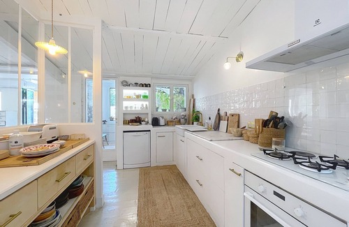 Arles House | House N8 Arles - 5mns from the center, seasonal rental in a relaxing setting!