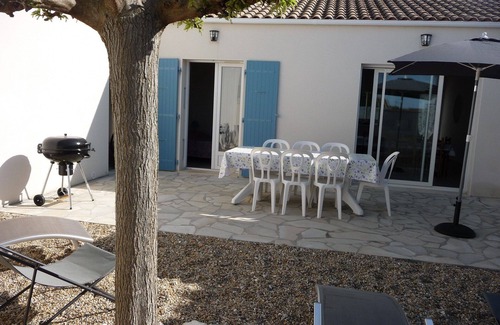 L'Echardiere House | House n°4 600 m from the beach for 7 pers. with wifi accepts pets