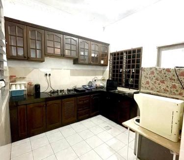 Kuala Terengganu House | House near KT Atas Toll Netflix