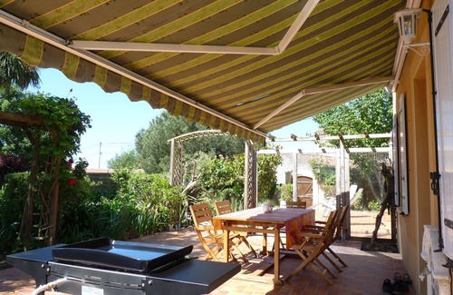 Brem Sur Mer House | House near sea south exposed Provencale style