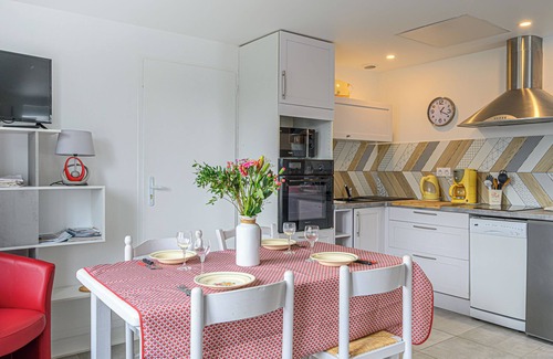 Damgan House | House near the sea AOD, 300m from the beach for 5 people