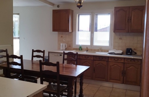 Bar-sur-Aube House | House near town center, 10 minutes from a leisure park.