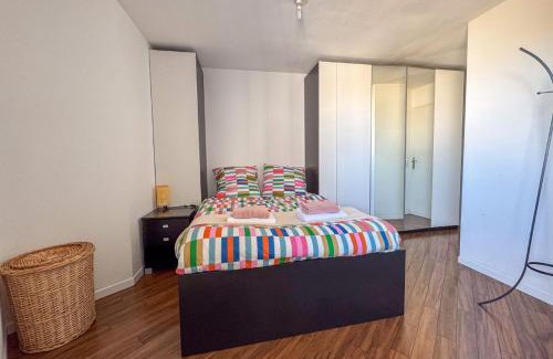 Aulnay-sous-Bois Apartment | House Novo Appt 10min de Paris Centre