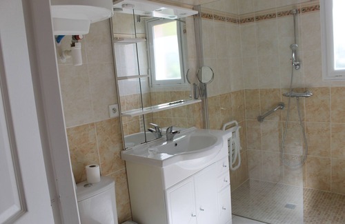 Thuir House | house of 70 m2accolee has the principal ownership with 6 beds and garden of100m