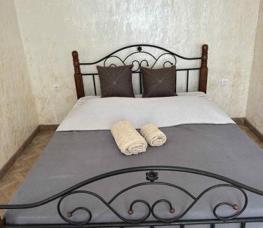 Tsalka Apartment | House of Aphrodite