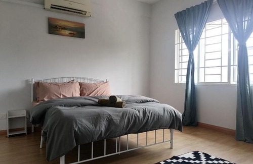 Putrajaya Apartment | House of Arts Condostay @ Saujana Aster