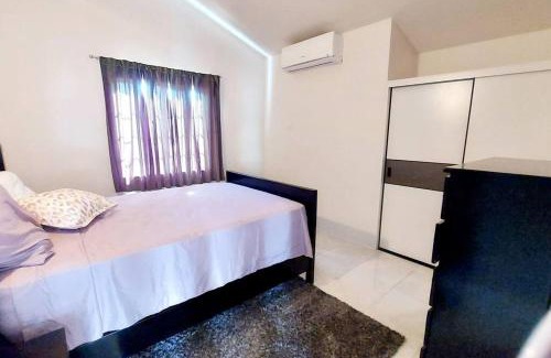 Portmore House | House of Bliss