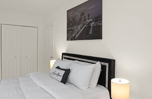 Fairfax House | House of Delight, Fairfax - Free parking