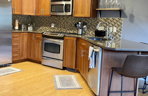 Salida Condo | House Of Joy, ON THE RIVER!