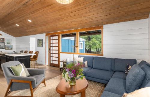 Lodge Hill House | House of Joy
