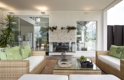 Capitolio House | HOUSE OF LAGOON ESCARPAS