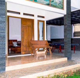 Lembang Villa | House of Manoko