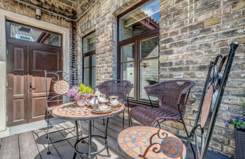 Uzupis Apartment | House of Nobles with personal terrace in Užupis