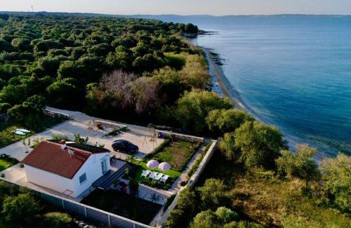 Peroj Villa | House of peace