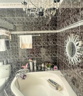 Port Elizabeth House | House of Royalty