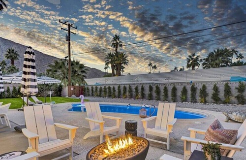 Tahquitz River Estates House | House of the Golden Turtle, Luxury Desert Oasis, 3 bedrooms 4 beds