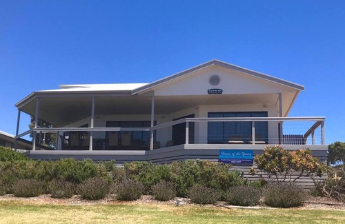 Emu Bay House | House of the Young - Emu Bay