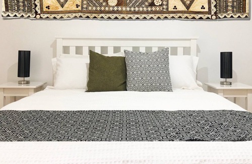 Nuku'alofa House | House of Tonga Hotel