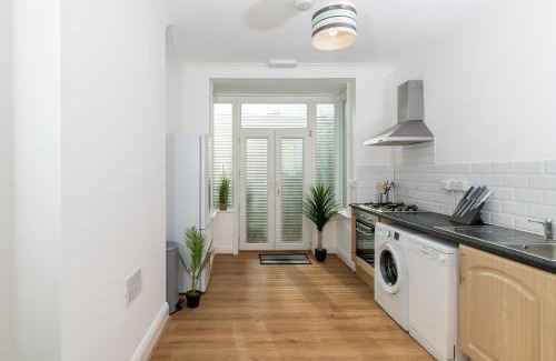 Portsmouth House | House of Vacation